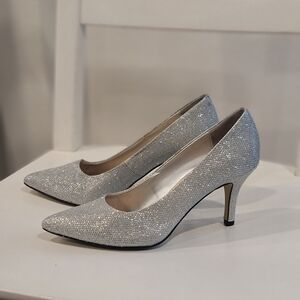 Bella Vita Silver Women's Shoes